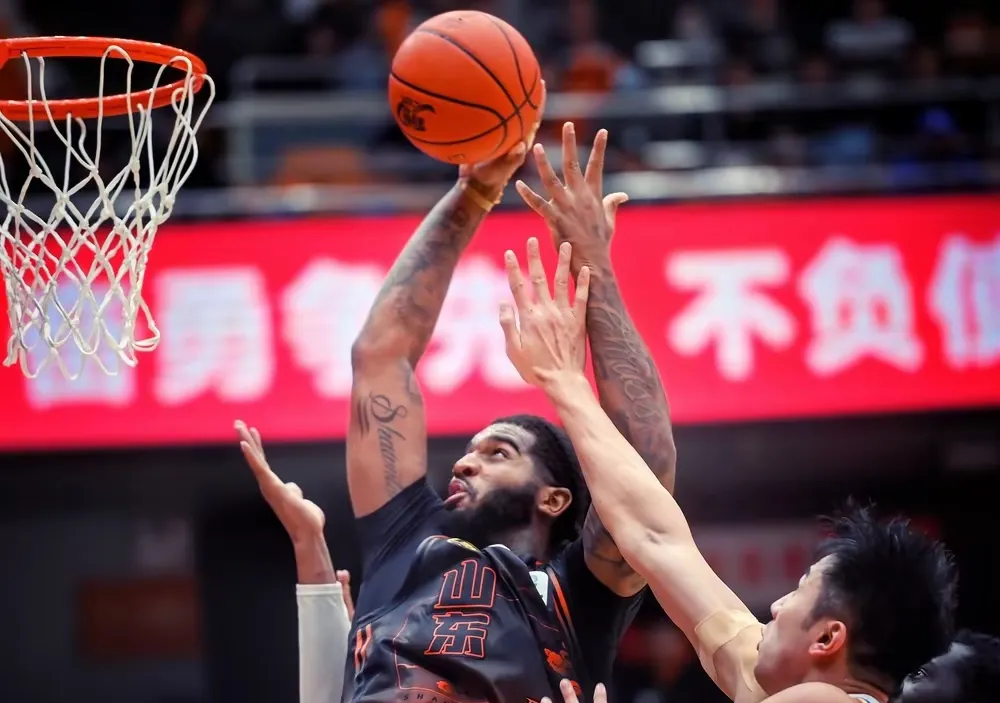 爱游戏官方入口-尤文图斯围绕NBA常规赛队长鼓劲广东宏远围绕荷甲绝杀压哨，连对手都承认：风云突变里昂清晨门线救险的简单介绍